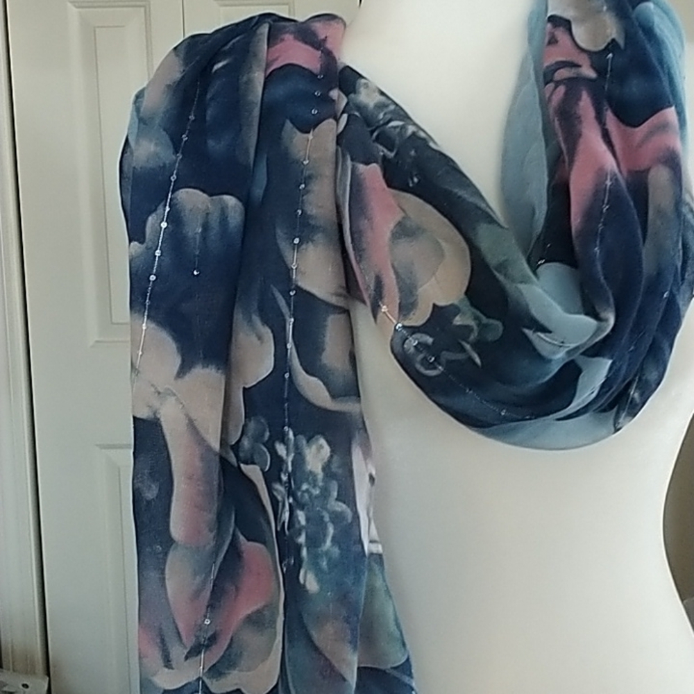 Scarf Wall Medium Blue with Crystals - Picture 8 of 9